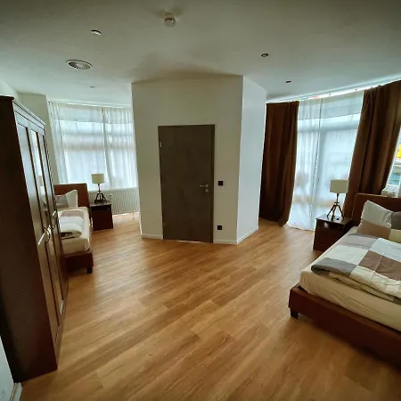 Talgarten Apartment *